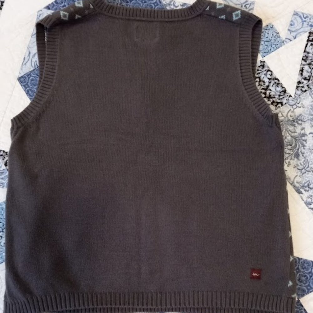 Tea Collection Pima Cotton Vest Boy Size 6 - Picture 3 of 6